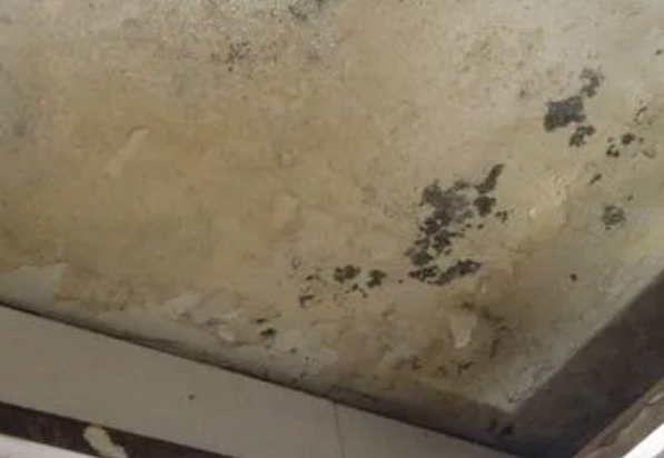 鸡西阳台漏水维修公司分享下鸡西卫生间渗水维修需要注意哪些问题。