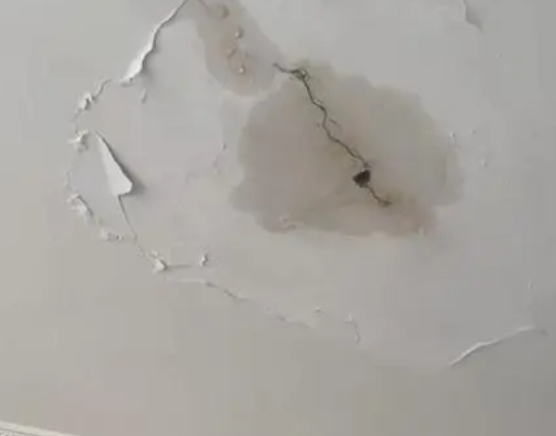 鸡西阳台漏水维修公司分享下屋面防水工程质量问题原因分析